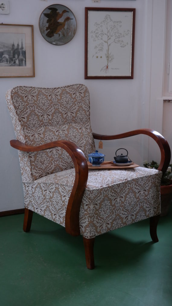 régi fotel teljes körűen felújítva